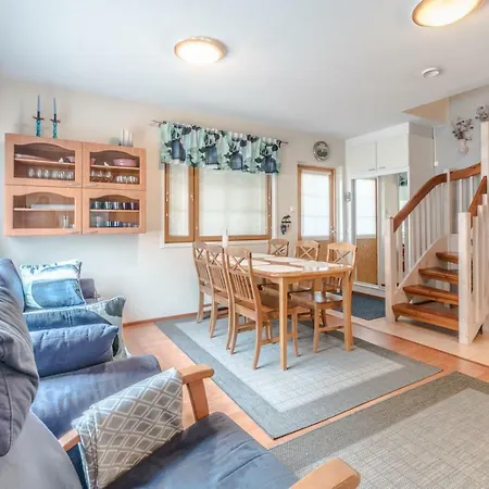 Levillas Skimbaajankuja 2-4 * 列维